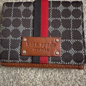 Kate Spade Vintage wallet/Red and Brown/Gently used